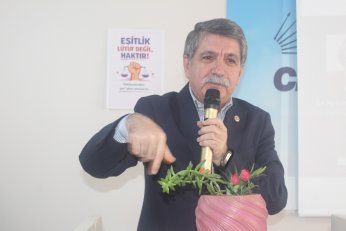 Üç kadın vekilimiz olsun diye desteğe geldim