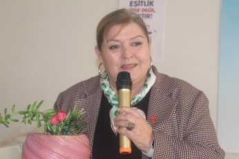 Üç kadın vekilimiz olsun diye desteğe geldim