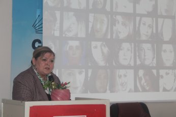 Üç kadın vekilimiz olsun diye desteğe geldim