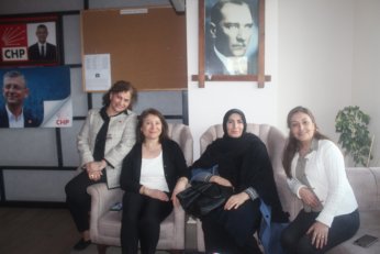 Üç kadın vekilimiz olsun diye desteğe geldim