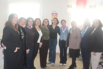 Üç kadın vekilimiz olsun diye desteğe geldim