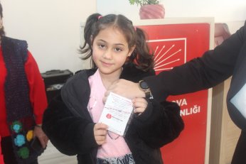 Üç kadın vekilimiz olsun diye desteğe geldim