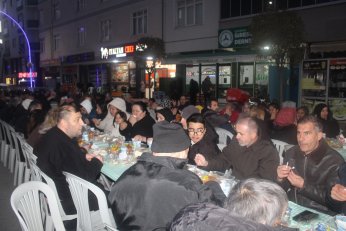 Üç kadın vekilimiz olsun diye desteğe geldim