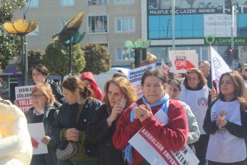 Mutlaka kazanacak, sosyalist ülkeyi  kuracağız