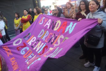 Yasağa inat: Gökkuşağı  gibi bir arada olalım