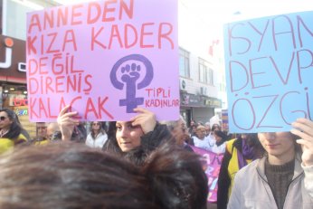 Yasağa inat: Gökkuşağı  gibi bir arada olalım