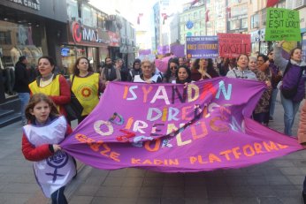 Yasağa inat: Gökkuşağı  gibi bir arada olalım