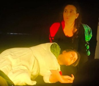 Başkan sahneden konuştu:  Barış. Hemen şimdi!