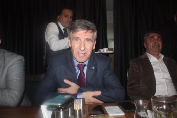 Ülke gündemi seçim değil ülke olmalı