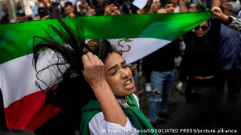 Kadınlar her hakkı ağır bedeller ile edindi