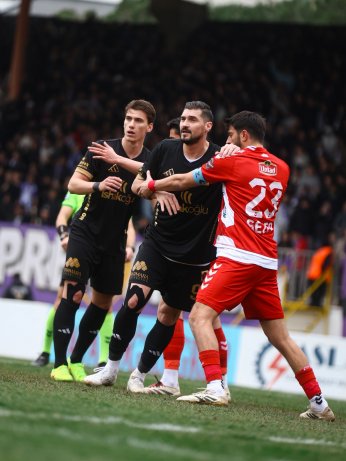 Bak kime diyom: Biz bitti demeden bitmez