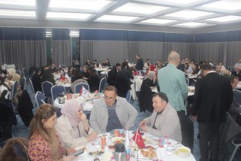 Sadece sofralarda değil kenti inşa ederken de dayanışalım