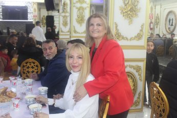 Tek “konuşmacı” imamdı. Menüde hurma olsa iyiydi