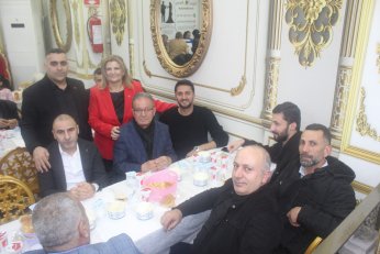 Tek “konuşmacı” imamdı. Menüde hurma olsa iyiydi