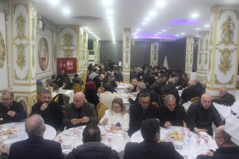 Tek “konuşmacı” imamdı. Menüde hurma olsa iyiydi