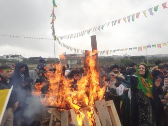 Cumhur’a: Resmi bayram ve tatil ilan edilsin