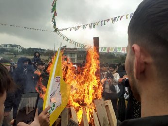 Cumhur’a: Resmi bayram ve tatil ilan edilsin