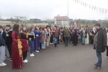 Cumhur’a: Resmi bayram ve tatil ilan edilsin