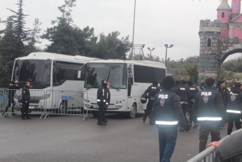 Cumhur’a: Resmi bayram ve tatil ilan edilsin