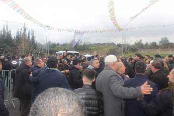 Cumhur’a: Resmi bayram ve tatil ilan edilsin