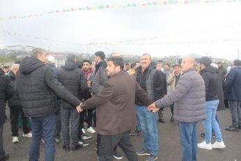 Cumhur’a: Resmi bayram ve tatil ilan edilsin