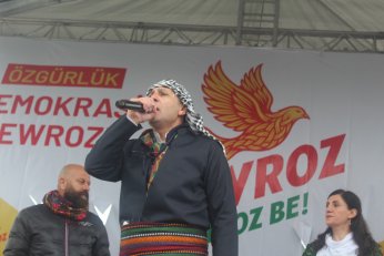 Cumhur’a: Resmi bayram ve tatil ilan edilsin