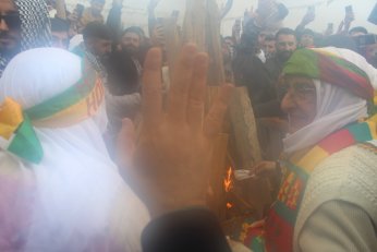 Cumhur’a: Resmi bayram ve tatil ilan edilsin