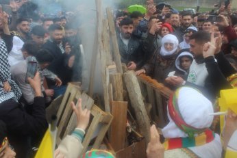 Cumhur’a: Resmi bayram ve tatil ilan edilsin