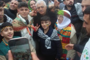 Cumhur’a: Resmi bayram ve tatil ilan edilsin