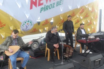 Cumhur’a: Resmi bayram ve tatil ilan edilsin