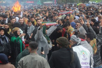 Cumhur’a: Resmi bayram ve tatil ilan edilsin