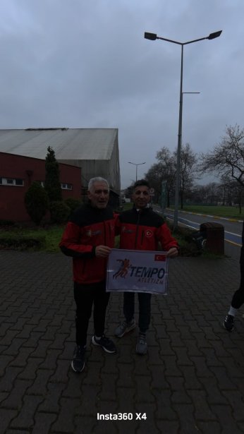 Bayramlaşmaya da koşa koşa