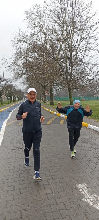 Bayramlaşmaya da koşa koşa