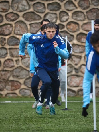 İstiklal evimizde İstikbal dilimizde azmimizde