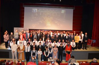 Paylaşmak iyileştirir Kütüphane birleştirir 