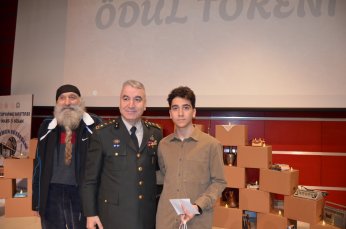 Paylaşmak iyileştirir Kütüphane birleştirir 