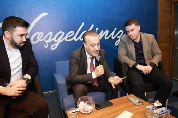 Söz Gençlik’te koyu sohbetler