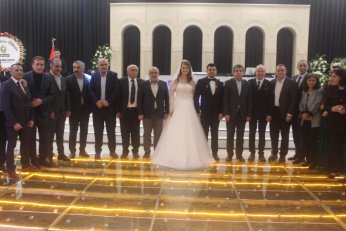 Kendi kendisine, ‘Evleneceğim kişi’ demişti. Evlendi 