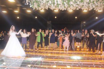 Kendi kendisine, ‘Evleneceğim kişi’ demişti. Evlendi 