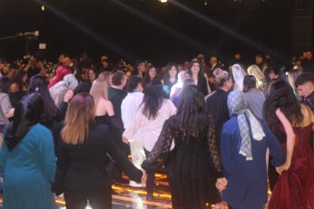 Kendi kendisine, ‘Evleneceğim kişi’ demişti. Evlendi 