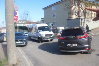 Alışan’da veliler kaldırıma duba istiyor 