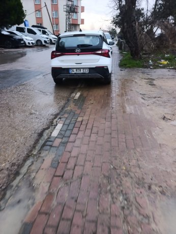 Alışan’da veliler kaldırıma duba istiyor 