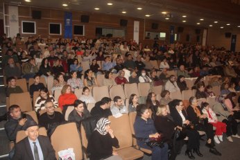 Hem vatan aşkına Hem ‘aşk’ın aşkına 