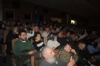 Hem vatan aşkına Hem ‘aşk’ın aşkına 