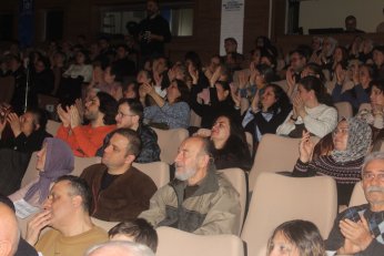 Hem vatan aşkına Hem ‘aşk’ın aşkına 