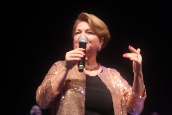 Hem vatan aşkına Hem ‘aşk’ın aşkına 