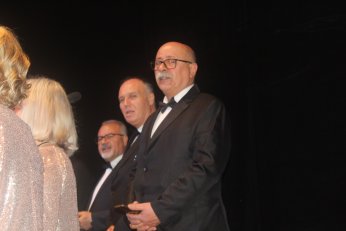 Hem vatan aşkına Hem ‘aşk’ın aşkına 