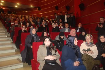 Avaz avaz bağırdı: Sonsuza kadar evet