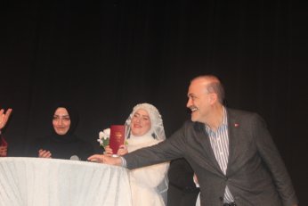 Avaz avaz bağırdı: Sonsuza kadar evet