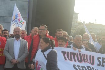 Ülkeyi holdinglere teslim etmeyeceğiz